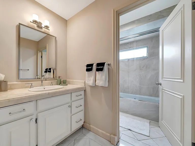 5302 Pacific Ave — Photo 38