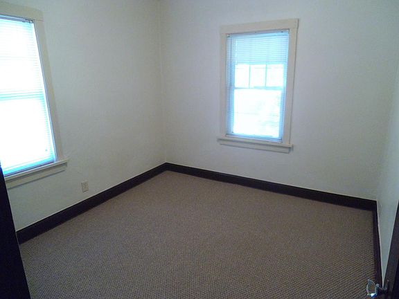 5th image of 1420 E State St APT 5