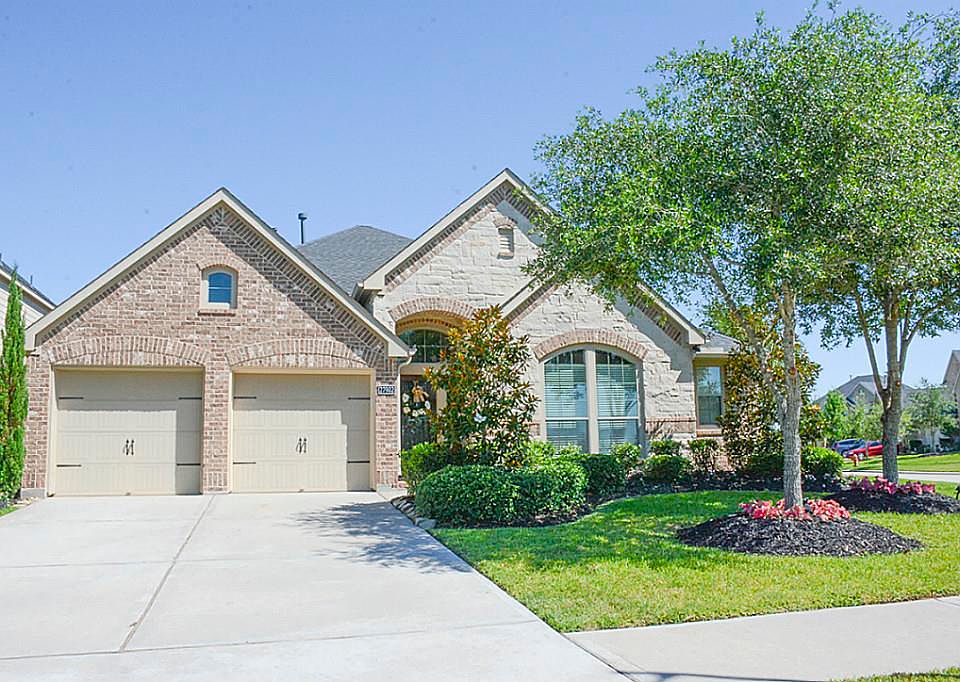 1st image of 27902 Feather Banks Ct