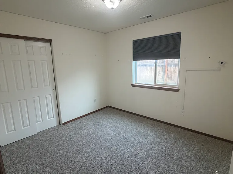 5512 Leon Ct — Photo 8