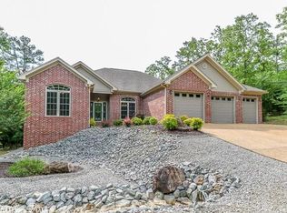 64 Campeon Way, Hot Springs Village, AR 71909