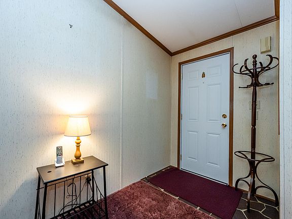 3rd image of 25627 Marquette Rd