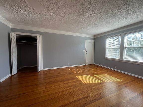 3rd image of 935 Landon Ave APT 3