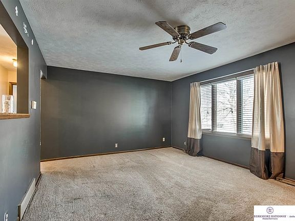 4th image of 5205 Aspen Dr