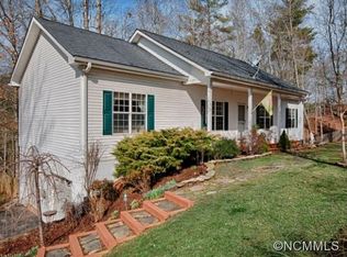 644 Southern Pines Pl, Leicester, NC 28748