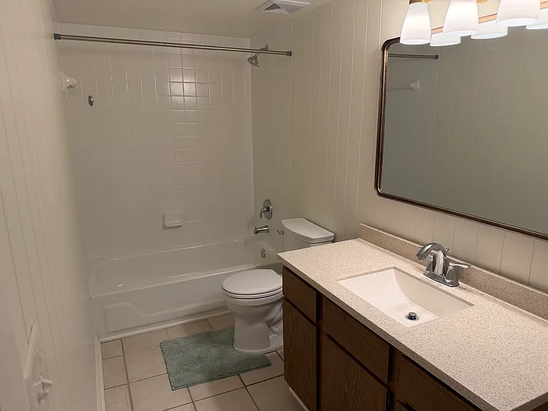 410 Abbotsleigh Ct — Photo 14