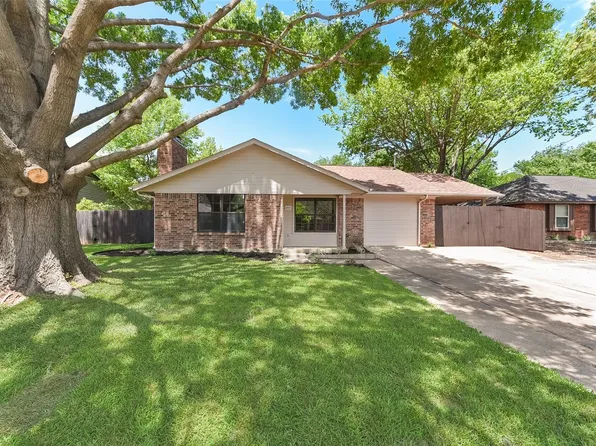 405 Oakwood Cir, Shady Shores, TX 76208