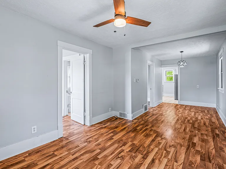 6148 Ruggles St — Photo 3