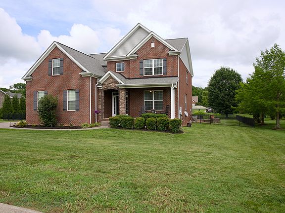 4th image of 503 Cherry Blossom Way
