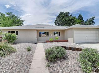 1411 Calle Del Ranchero NE, Albuquerque, NM 87106