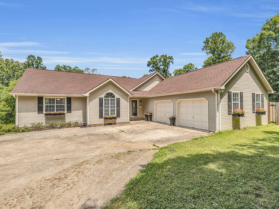 1st image of 2327 Violette Dr