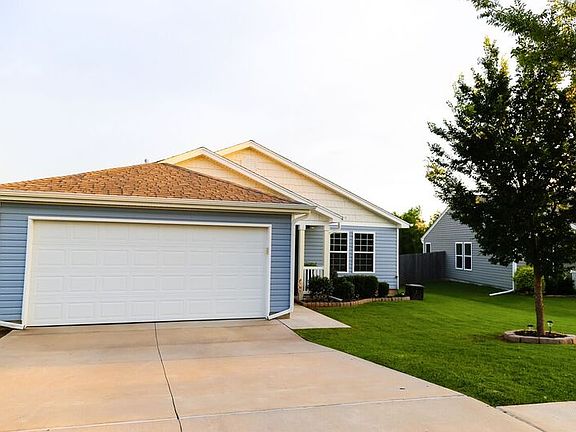 2nd image of 1112 SW 155th St