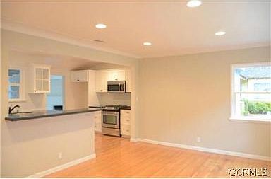 4th image of 5825 Riverton Ave