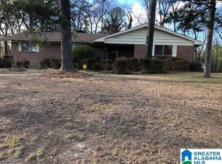 920 Sharon Dr, Bessemer, AL 35022