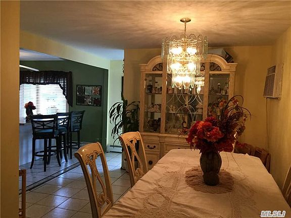 3rd image of 30 Tallow Ln