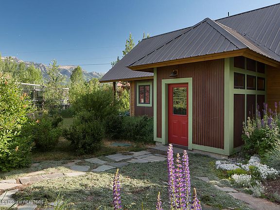 2nd image of 2675 N Lily Lake Dr