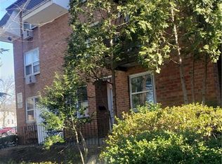 143 Kearsing Pkwy, Monsey, NY 10952