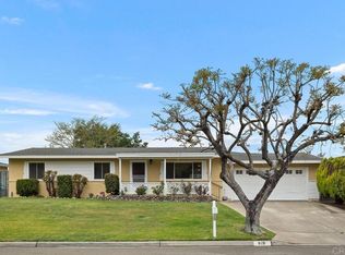 819 Magarian Rd, Fallbrook, CA 92028