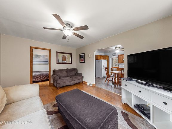 4th image of 4109 N Park St
