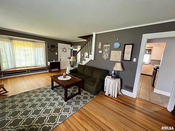5th image of 707 S 11th St