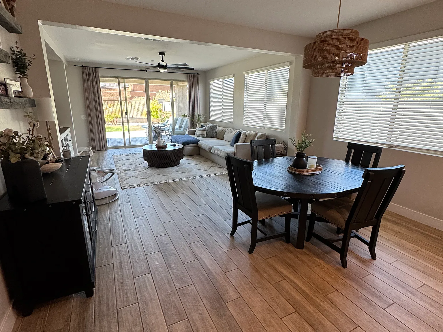 4 bed, 1925 sqft, $2,600 — Photo 4