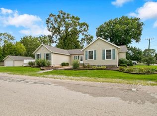 295 N 1st Ave, Coal City, IL 60416