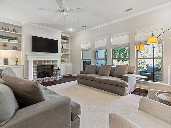 5th image of 408 Marina Oaks Dr