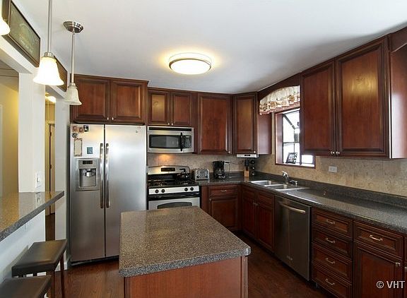 3rd image of 2322 N Dalewood Pkwy