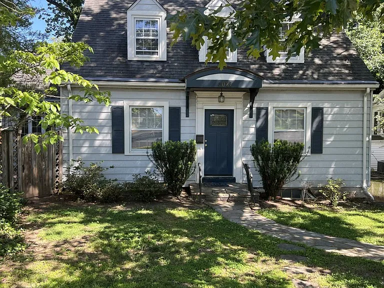4027 N Glebe Rd — Photo 22