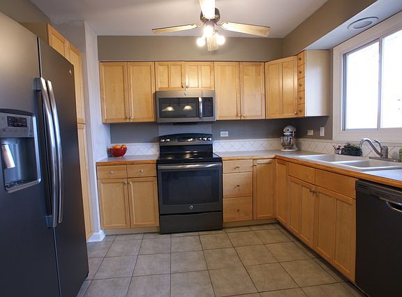 4th image of 1804 Hazelwood Dr