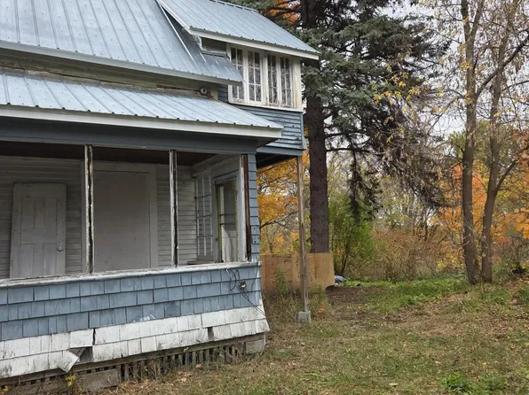 90 Academy St, Malone, NY 12953