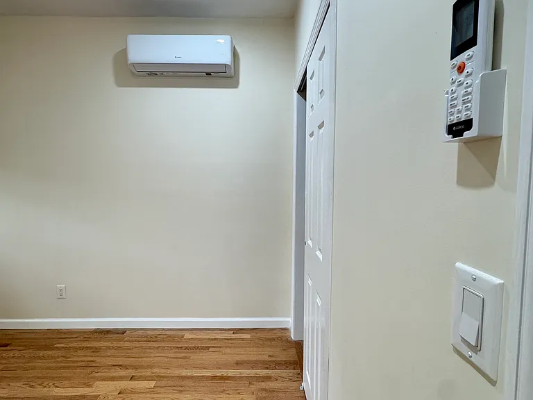 880 Sinclair Ave #1 — Photo 8