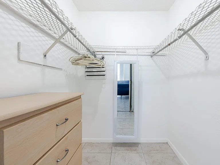 2615 Garden Dr N #307 — Photo 16