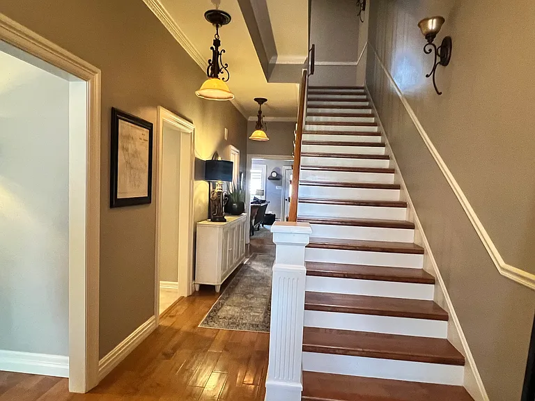 37 Lafayette Pl — Photo 14