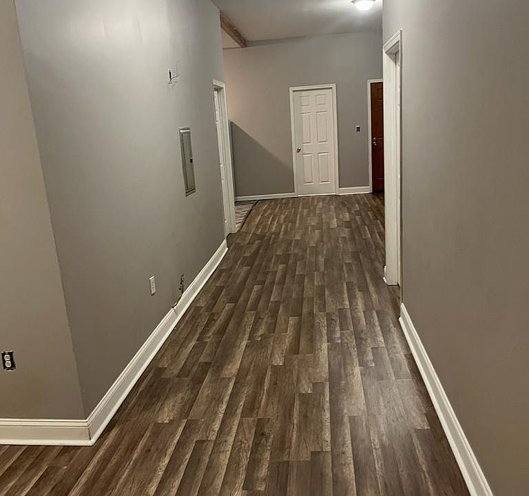 2nd image of 22 W Chelten Ave #D
