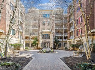 10205 Wincopin Cir UNIT 111, Columbia, MD 21044