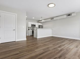 256 Captain Thomas Blvd #210, West Haven, CT 06516