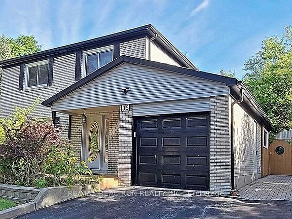 3rd image of 35 Rochelle Cres