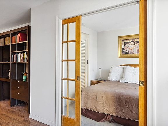 4th image of 401 E 74th St APT 10K