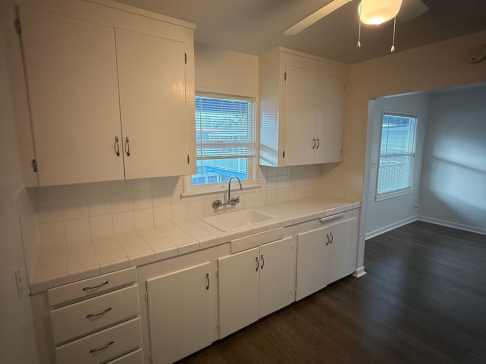 1st image of 675 Johanna Ave APT 2