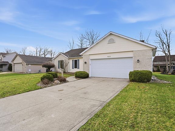 2nd image of 9223 Whispering Woods Dr