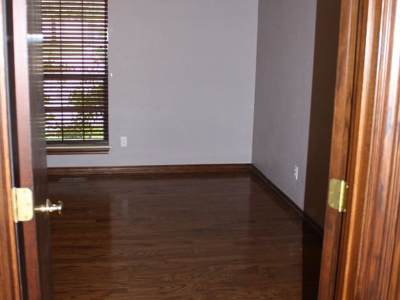 5th image of 10620 Turnberry Ln