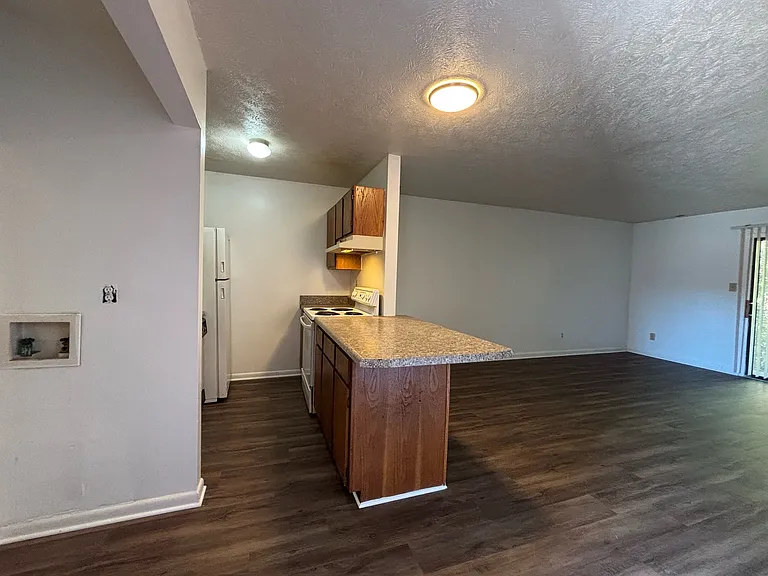 6400 Starbrook Dr #7 — Photo 10