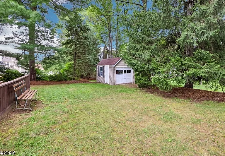 488 Cedar Ln — Photo 31