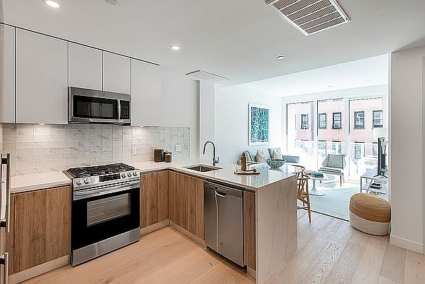 1st image of 148-33 90th Ave #203