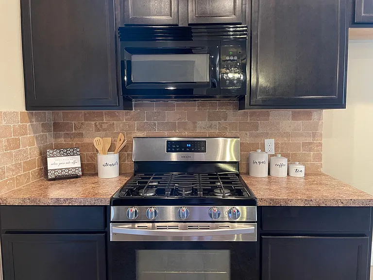 2912 Sunberry Way — Photo 3