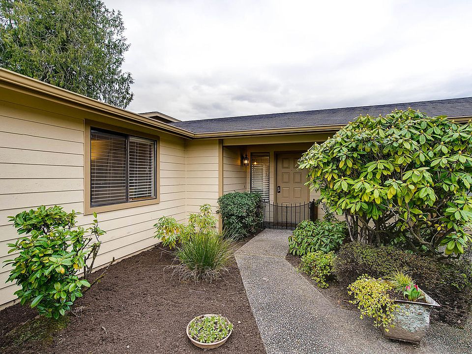 1st image of 25049 110th Pl SE APT B