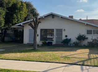 344 W Franklin Way, Dinuba, CA 93618
