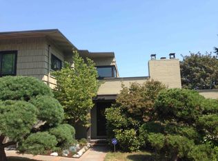 6040 Princeton Ave NE, Seattle, WA 98115