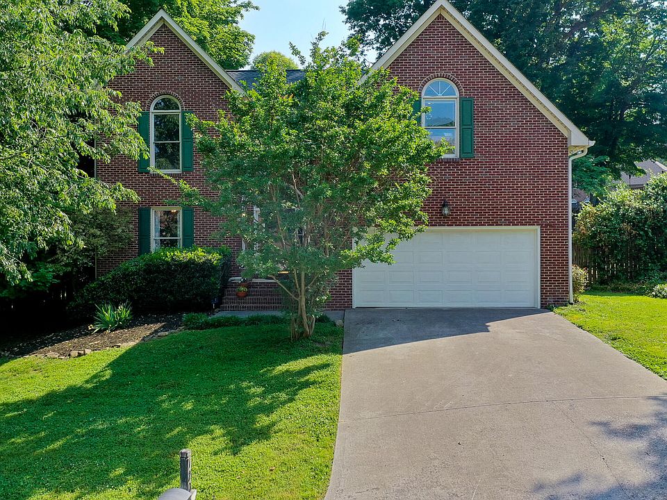 1st image of 1208 Chickering Way Ln